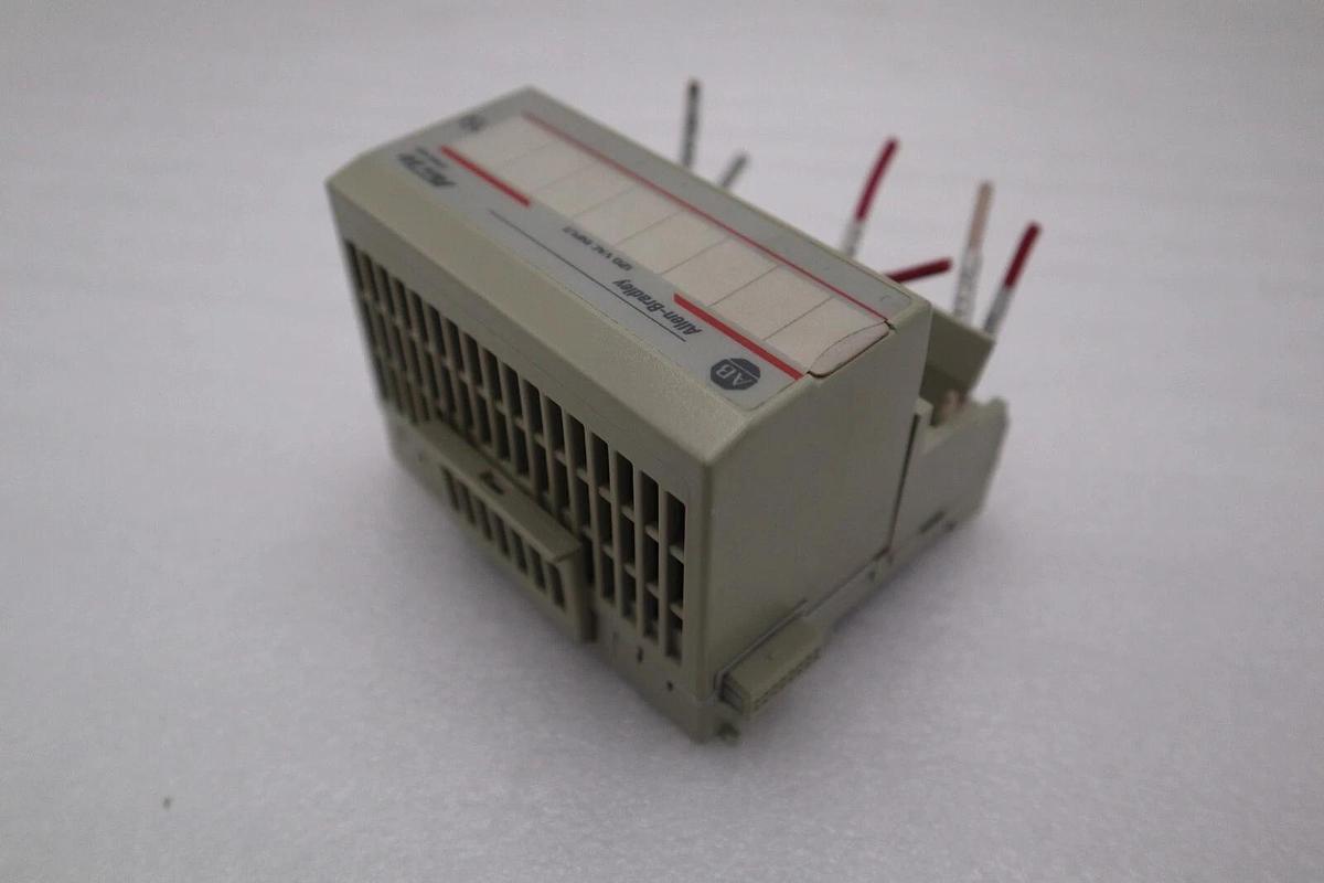 Used Allen Bradley 1794-IA8 1794-1A8 1794-IAB 1794-TBN Flex I/O Input Module #2424A