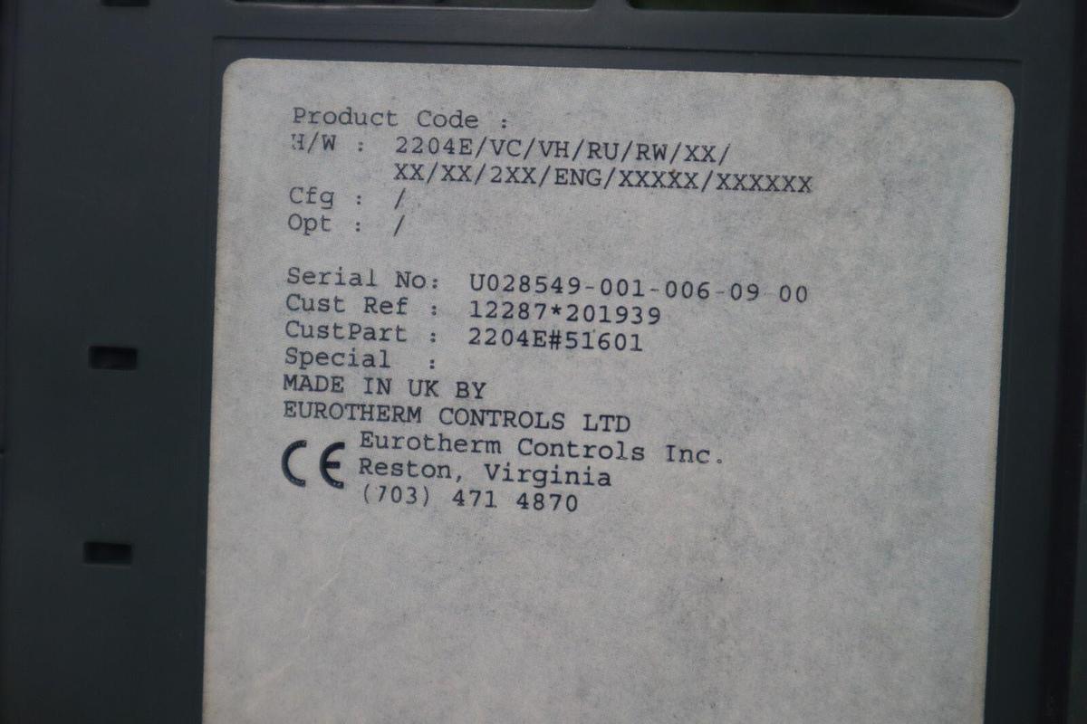 Used EUROTHERM 2204E TEMPERATURE CONTROLLER 2204E/VC/VH/RU/RW/XX/XX... STOCK K-396-D