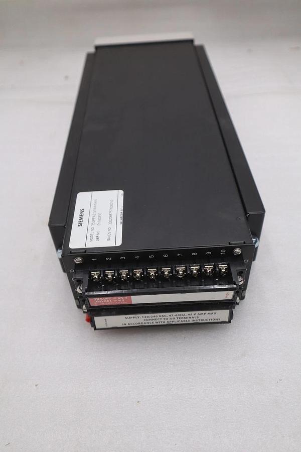 Used SIEMENS 352PEA21VNNNNAN DIGITAL CONTROLLER SINGLE-LOOP - STOCK GF1010