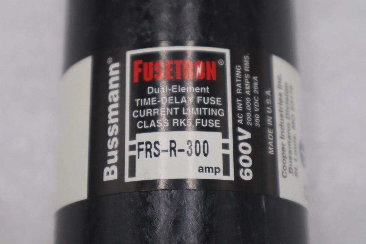 Used LOT OF 7 NEW OPEN BOX BUSSMAN FUSTRON FRS-R-300 600 V 300 AMP STK GF751