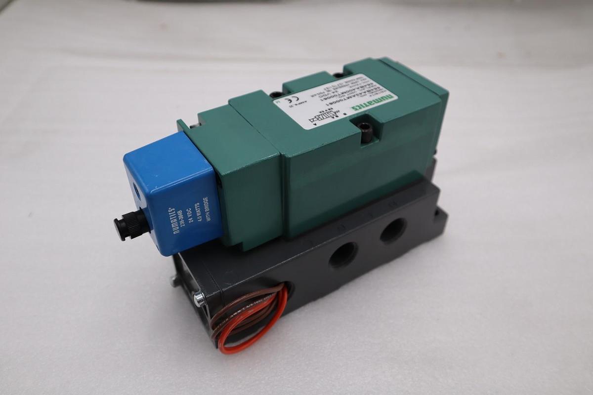NEW Numatics 554BA43AMT00061 2-Way Hydraulic Directional Control Valve #H1060