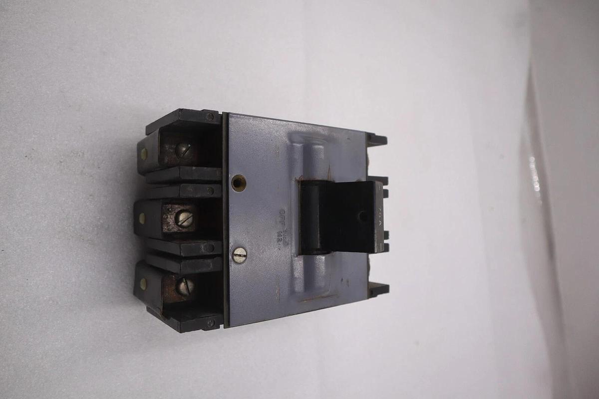 Used Square D MH-370 70 Amp 3 Pole Plug in Circuit Breaker STOCK B-617