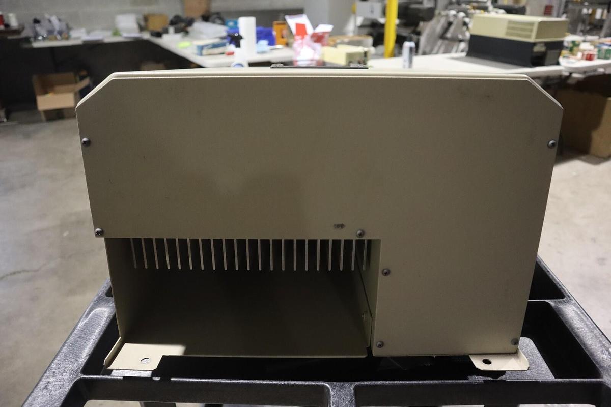 Used TOSHIBA VT130G3U4400 TOSVERT-130G3 TRANSISTOR INVERTER AC DRIVE 40HP STOCK 3407A