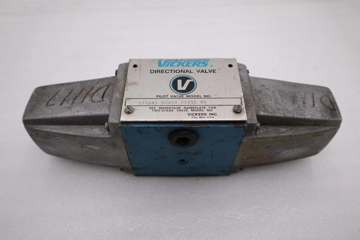 Used VICKERS, 317845 DG4S4 0133C 50, PILOT VALVE , DIRECTIONAL VALVE STOCK H1281A