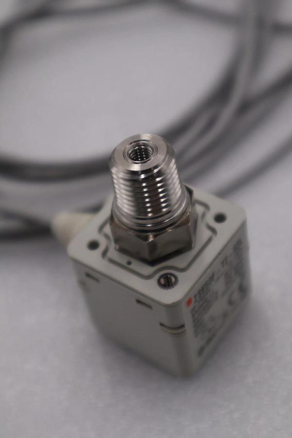 SMC ZSE50F-T2-62L SMC sensor-100~100kpa STOCK L-516-C