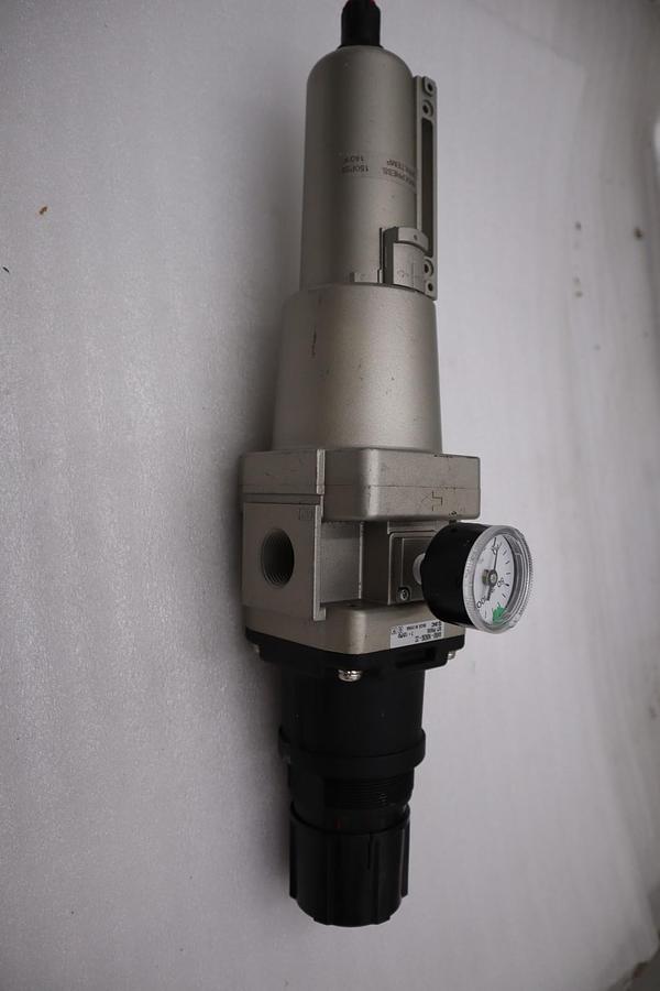Used SMC AW60-N06DG-2Z FILTER REGULATOR STOCK H1514