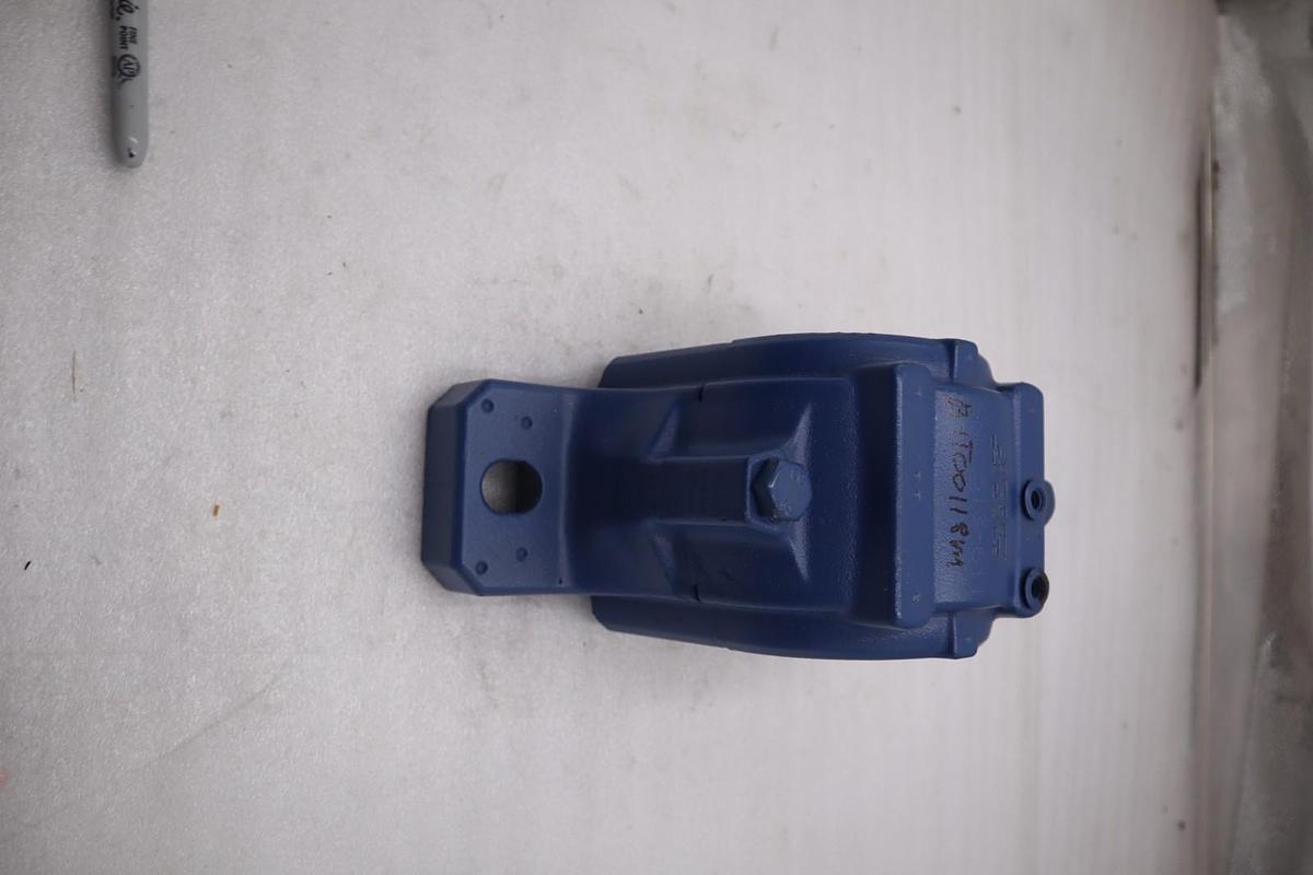Used NEW OPEN BOX SKF-Bearing Pillow Block Housing SNL 513-611 STK 1500A