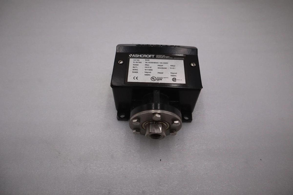 NEW OPEN BOX B424S ASHCROFT PRESSURE SWITCH STK L196CC