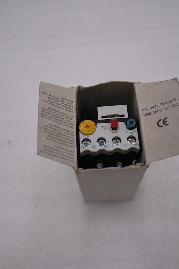 Used ALLEN BRADLEY 193-TAB24 SER. B 690V 1.6-2.4A - NEW IN BOX - STOCK H461A