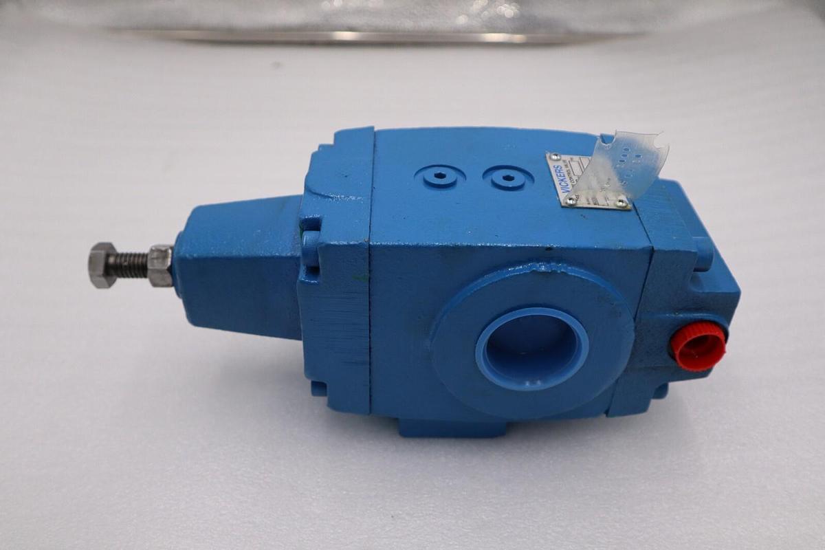 Used NEW OPEN BOX RT 10 D4 30 VICKERS PRESSURE CONTROL VALVE RT10D430 STOCK 2428-A