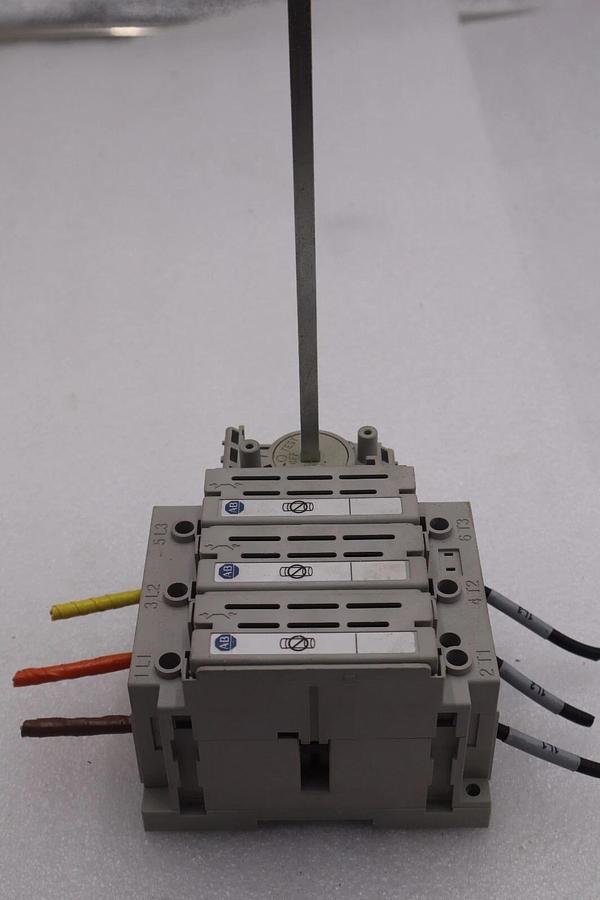 Used 194R-N30-1753 Allen Bradley Disconnect Switch Stock K-633A