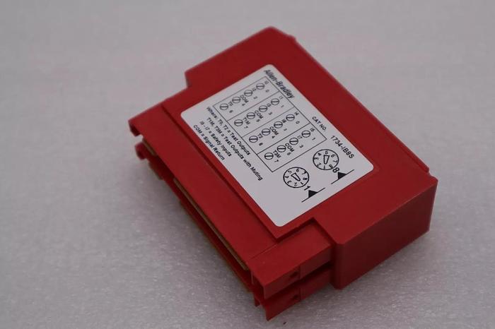 Used Allen-Bradley 1734-IB8S DIGITAL SAFETY INPUT MODULE POINT GUARD I/O STOCK 2410A