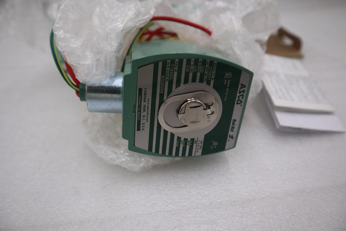 NEW IN BOX ASCO RED HAT 8210G026 120V 300PSI 3/4" NSMP STOCK H20