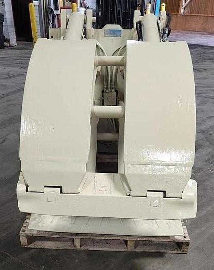 Used CASCADE 90F-RCP-291 PAPER ROLL CLAMP 72" DIAMETER CLASS IV