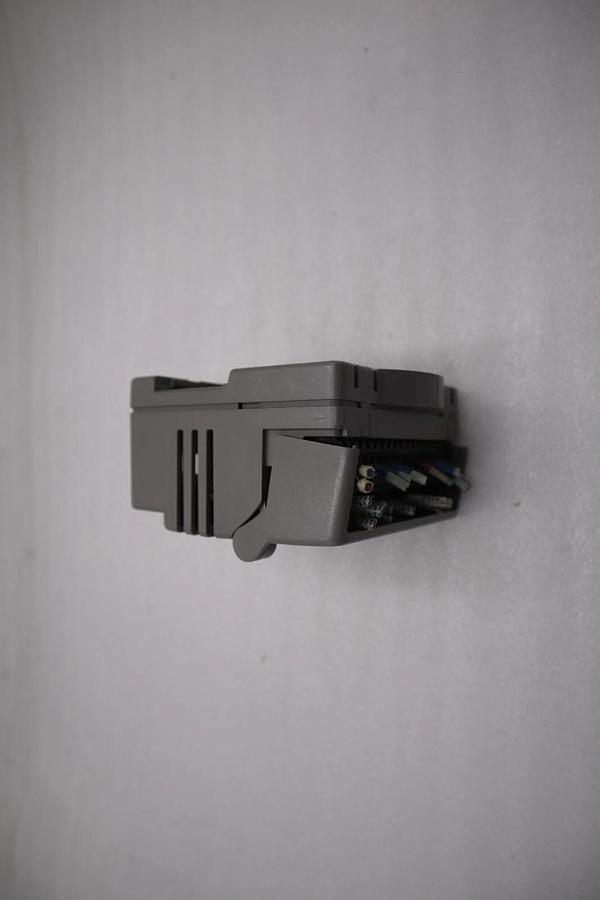 Used Giddings & Lewis M.1300.7372 R1 Input Module 24VDC SINK/SOURCE STOCK 5181A