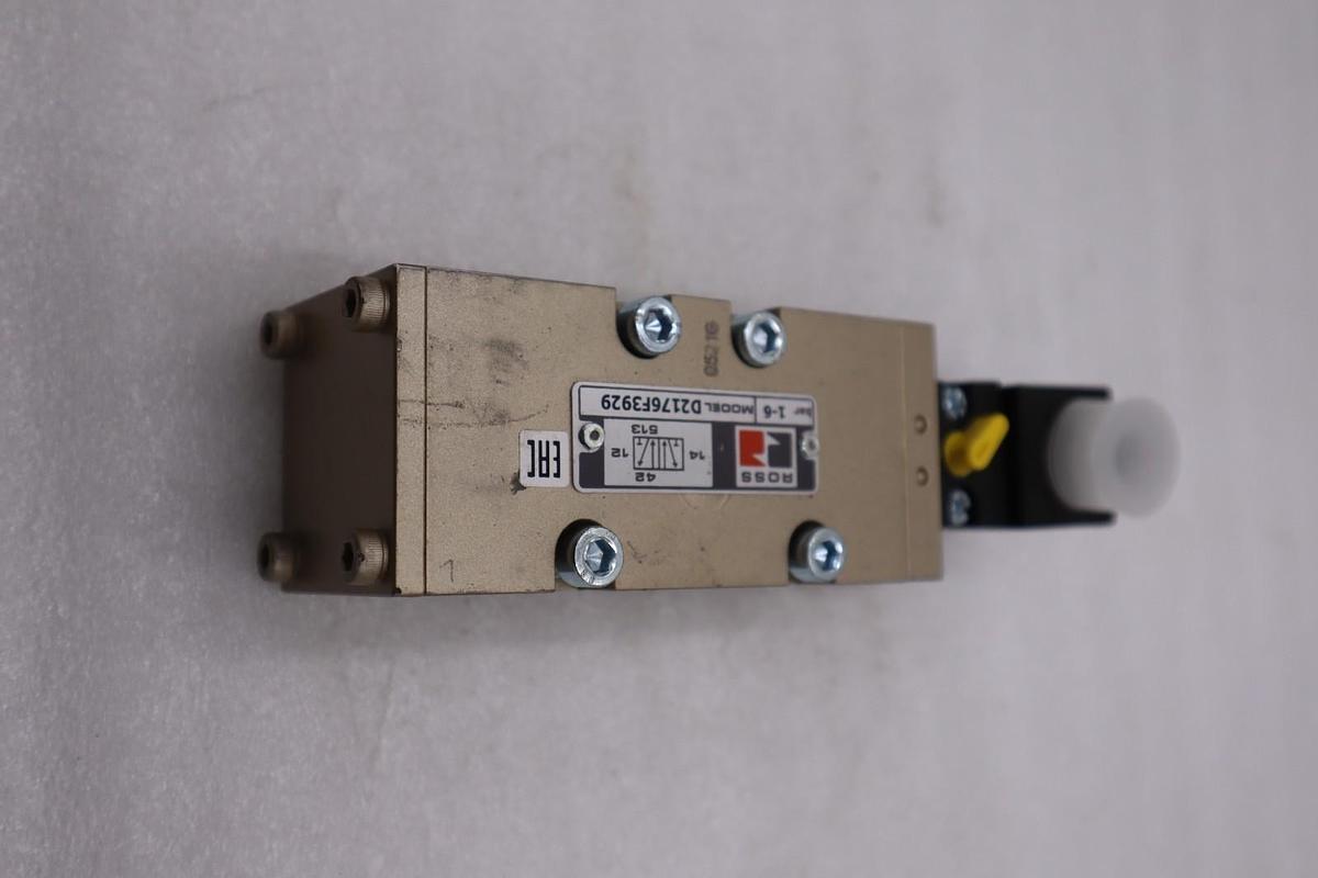 Used ROSS CONTROLS D2176F3929 / D2176F3929W PNEUMATIC VALVE STOCK H1696