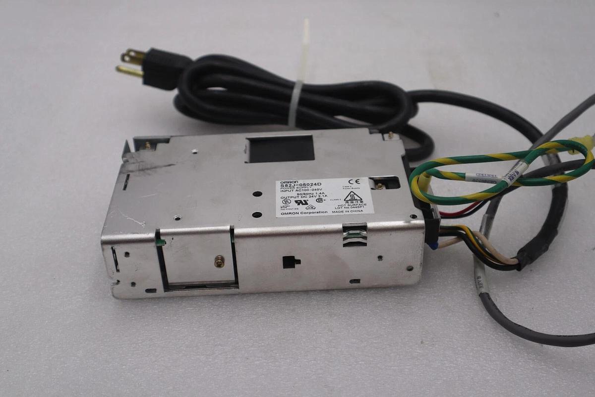 Used Omron S82J-05024D Power Supply Input AC100-240V Output 24VDC STOCK #2683 Q3