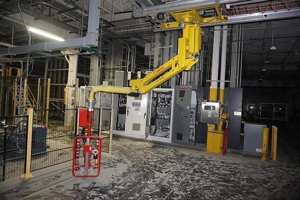 Used DALMEC ROLL MANIPULATORS CEILING MOUNTED SYSTEM (TWO AVAILABLE)