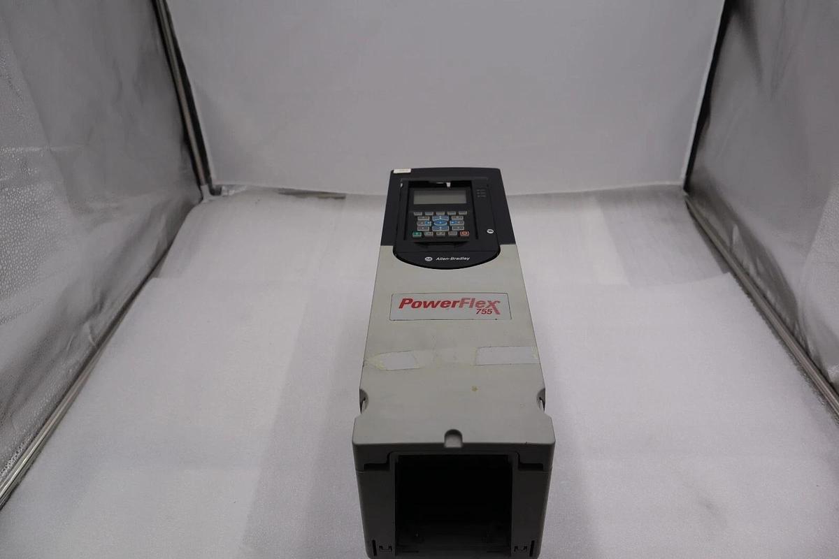 Used ALLEN BRADLEY 20g11nc015ja0nnnnn SER A 10HP POWERFLEX DRIVE W/ HIM STOCK 2044