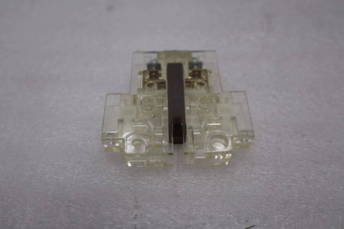 LOT OF 3 AB NEW OPEN BOX Allen Bradley 195-GL01 SerA Auxiliary Switch STK H1133A