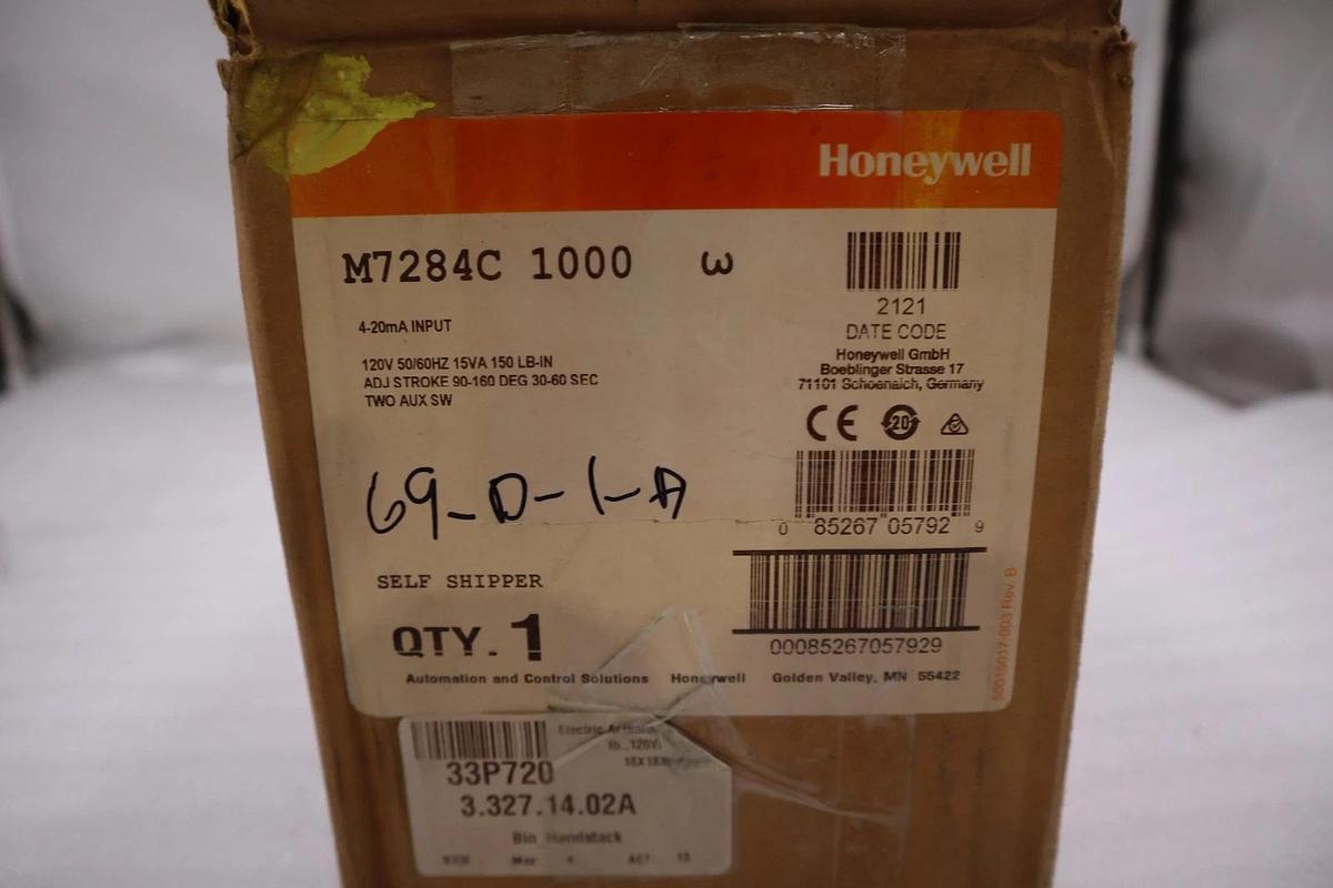 New Genuine HONEYWELL M7284C 1000/ M7284C1000 Modutrol Motor - STOCK 5232CC