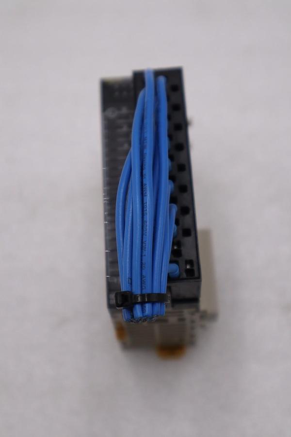 Used OMRON CJ1W-OD212 (SL) / CJ1WOD212(SL) (USED) STOCK 5898A