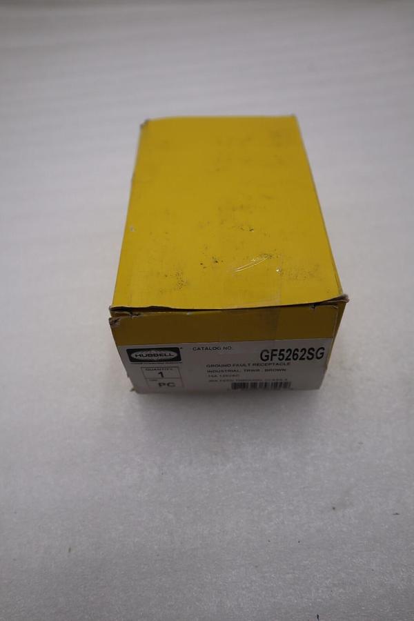 Used NEW OPEN BOX Hubbell GF5362SG Wiring Device STOCK H419A