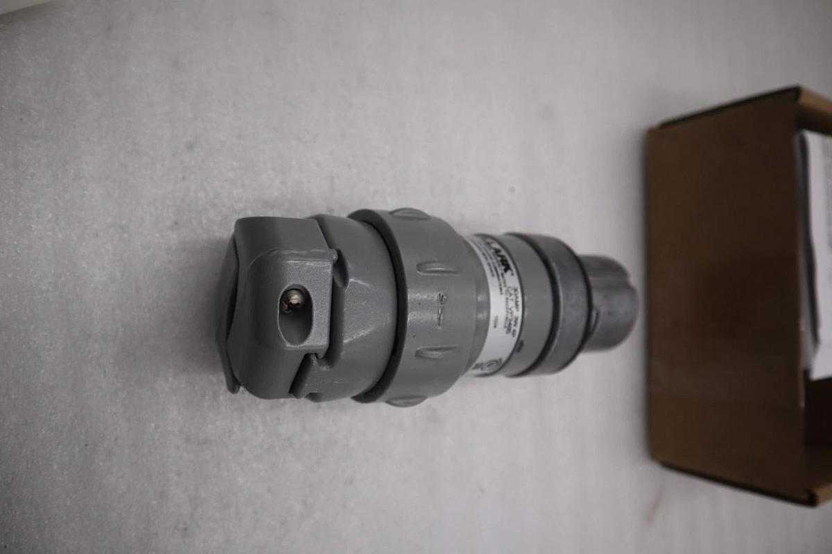 Used KILLARK VP3485 30A GROUND STYLE 2 PLUG, 3-WIRE 4-POLE - STOCK 3707CC 783936834061