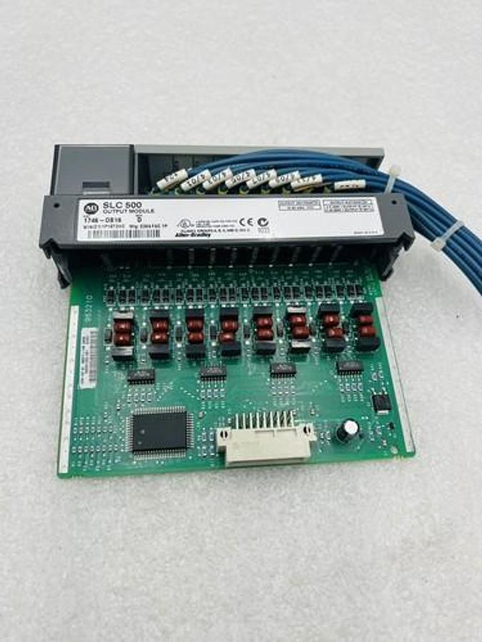 Used ALLEN BRADLEY 1746-OB16 SLC 500 OUTPUT MODULE SERIES D #K-1066