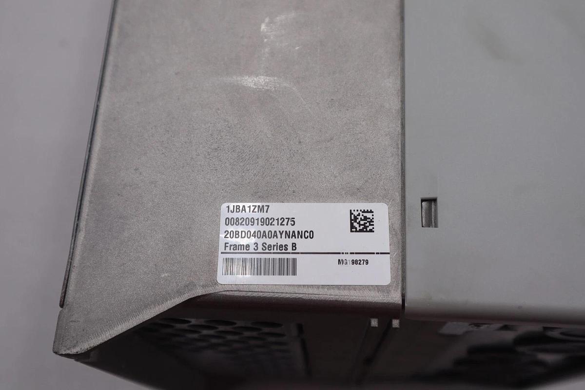 NEW ALLEN BRADLEY 20BD040A0AYNANC0 POWERFLEX 700 DRIVE VFD 30 HP 480 V STK 3121