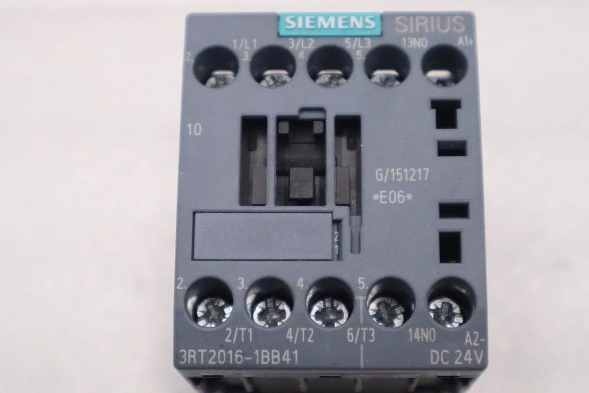 Used SIEMENS 3RT2016-1BB41-0CC0 CONTACTOR L-402-C