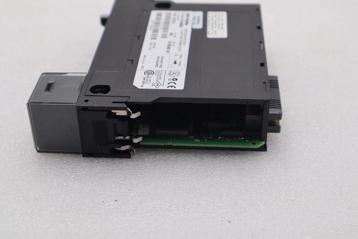 NEW OPEN BOX ALLEN BRADLEY CONTROL LOGIX 1756-0F6CI A / SER. A STOCK L-711
