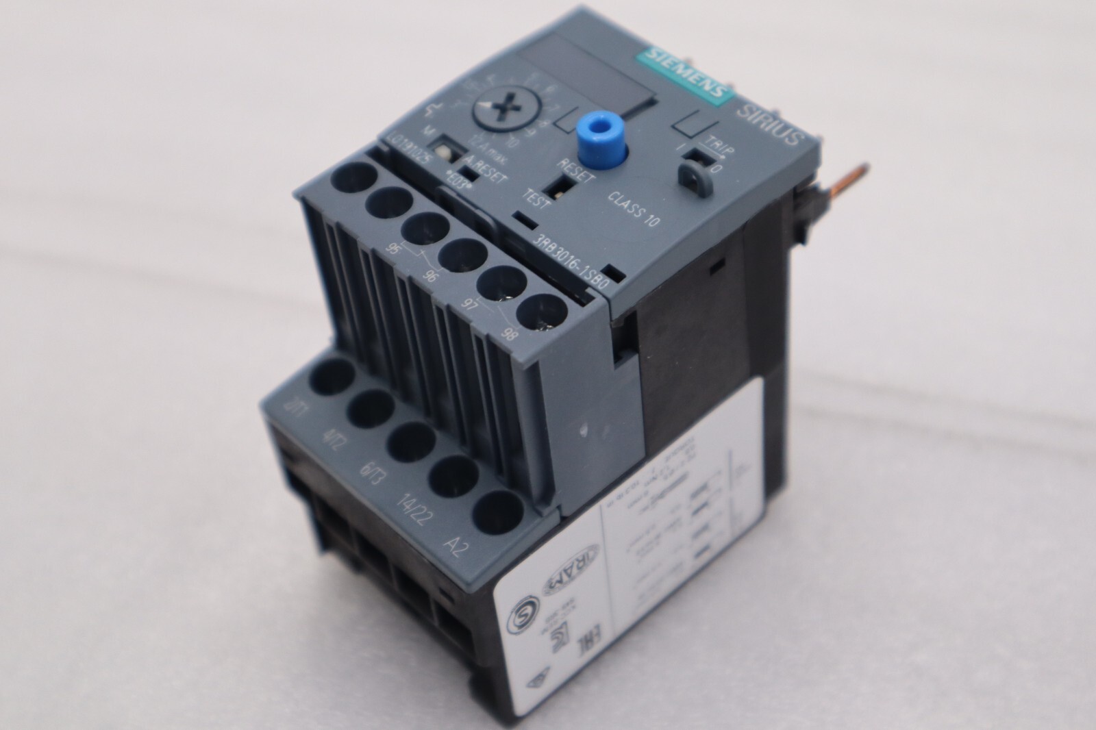Used Siemens Industrial Controls 3RB3016-1SB0 Module 3RB30161SB0 STOCK 5427