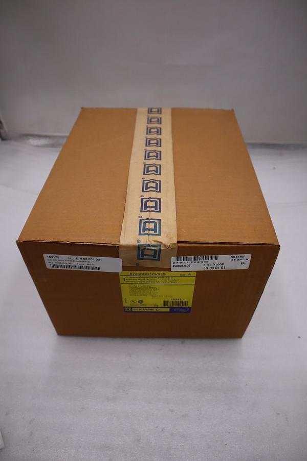 SCHNEIDER ELECTRIC 8736SBO10V02S REVERSING STARTER SIZE 0 NEW IN BOX STOCK CC174