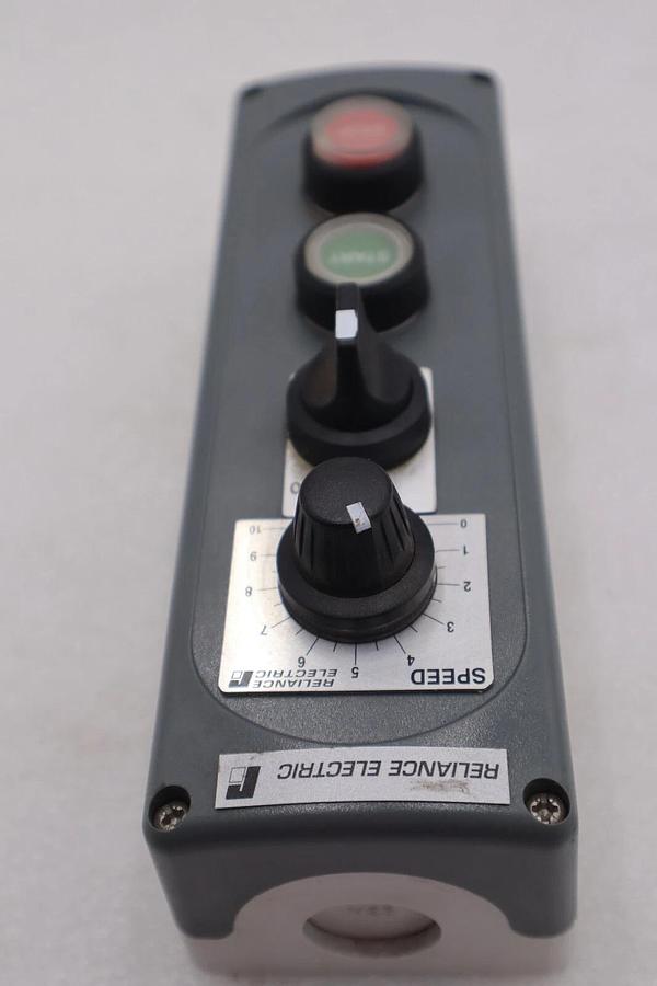 RELIANCE ELECTRIC START PUSH BUTTON STOCK #4097