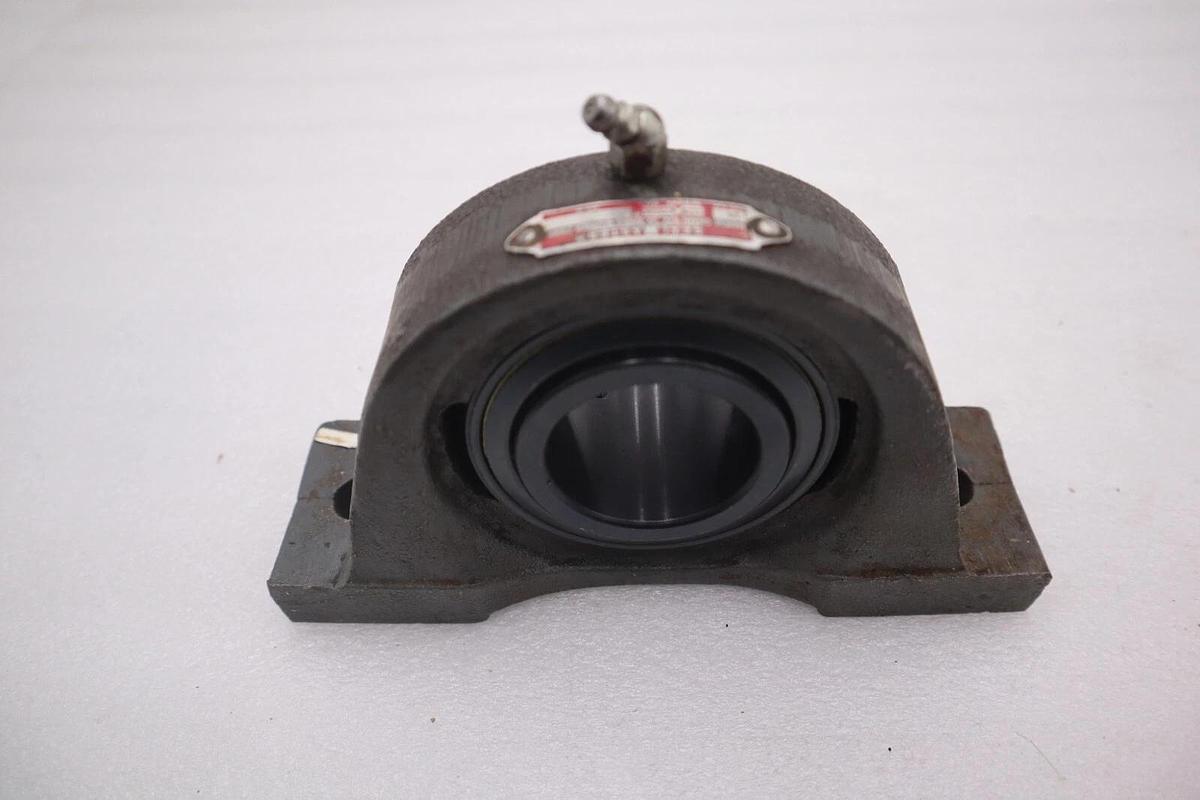 Used REBUILT SEALMASTER NP-28 Pillow Block Mount Ball Bearing 2-Bolt 1-3/4” STK 2130A