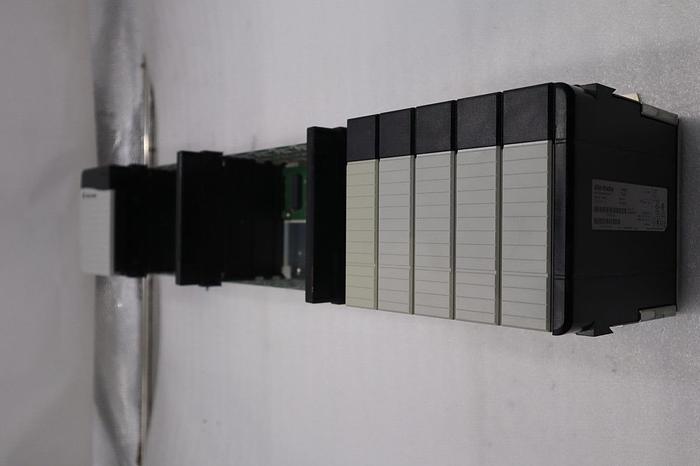 Used ALLEN BRADLEY 1756-PB72/C 1756-A17/B CHASSIS 17-SLOT PLC STOCK 5714