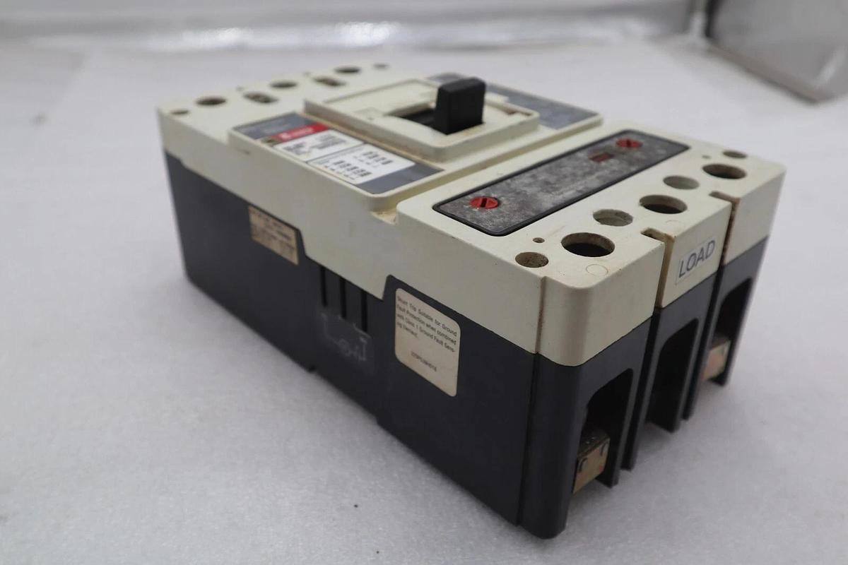 Used CUTLER-HAMMER HM2P400X5WS10 MOTOR CIRCUIT PROTECTOR SERIES C 600VAC STOCK #3218
