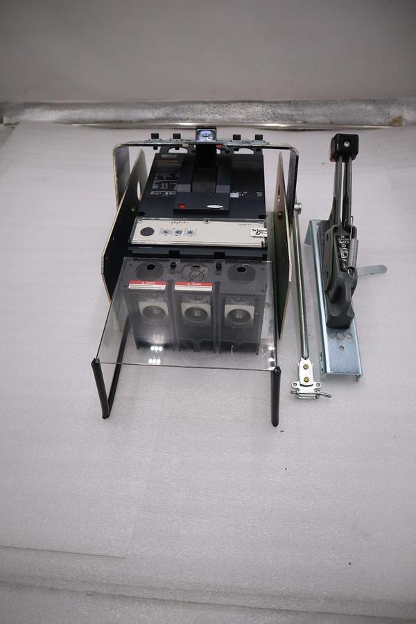 Used SQUARE D POWERPACT LJL36400U31XLY CIRCUIT BREAKER 400AMP STOCK H1720