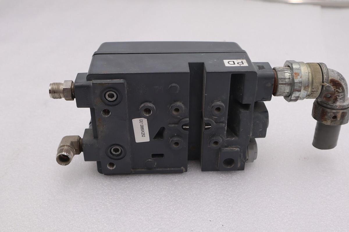 Used FISHER DVC 2000 FIELDVUE INSTRUMENTS STOCK K-213A