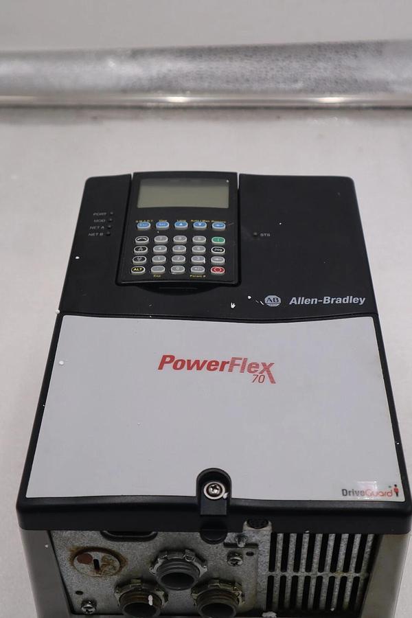 Used Allen-Bradley PowerFlex 70 20AB015A3AYNANG0 MFG. 2016 AC Drive STOCK 2438