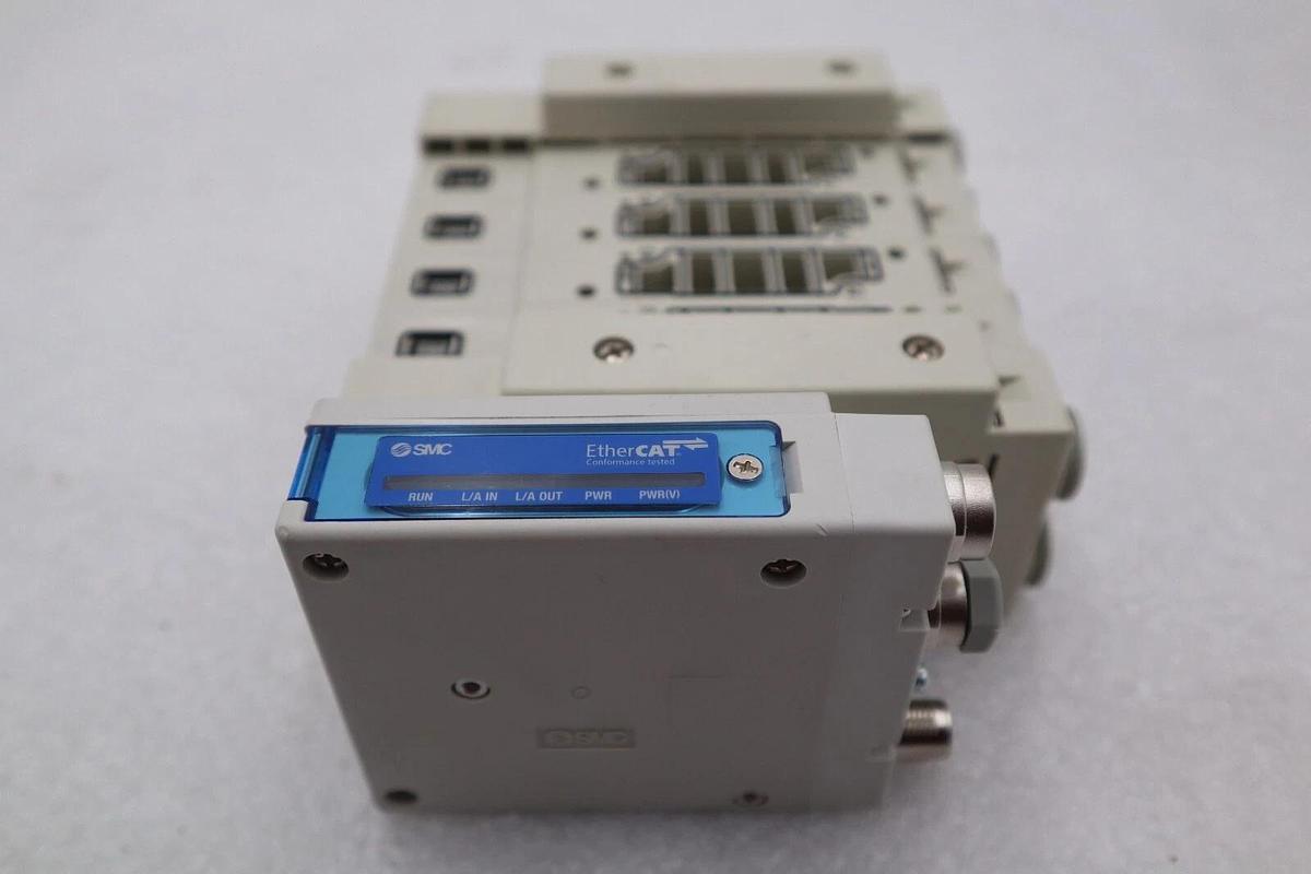 SMC SS5V3-W10S1DAND-04B-C8 / SS5V3W10S1DAND04BC8 (BRAND NEW) STOCK K-2484