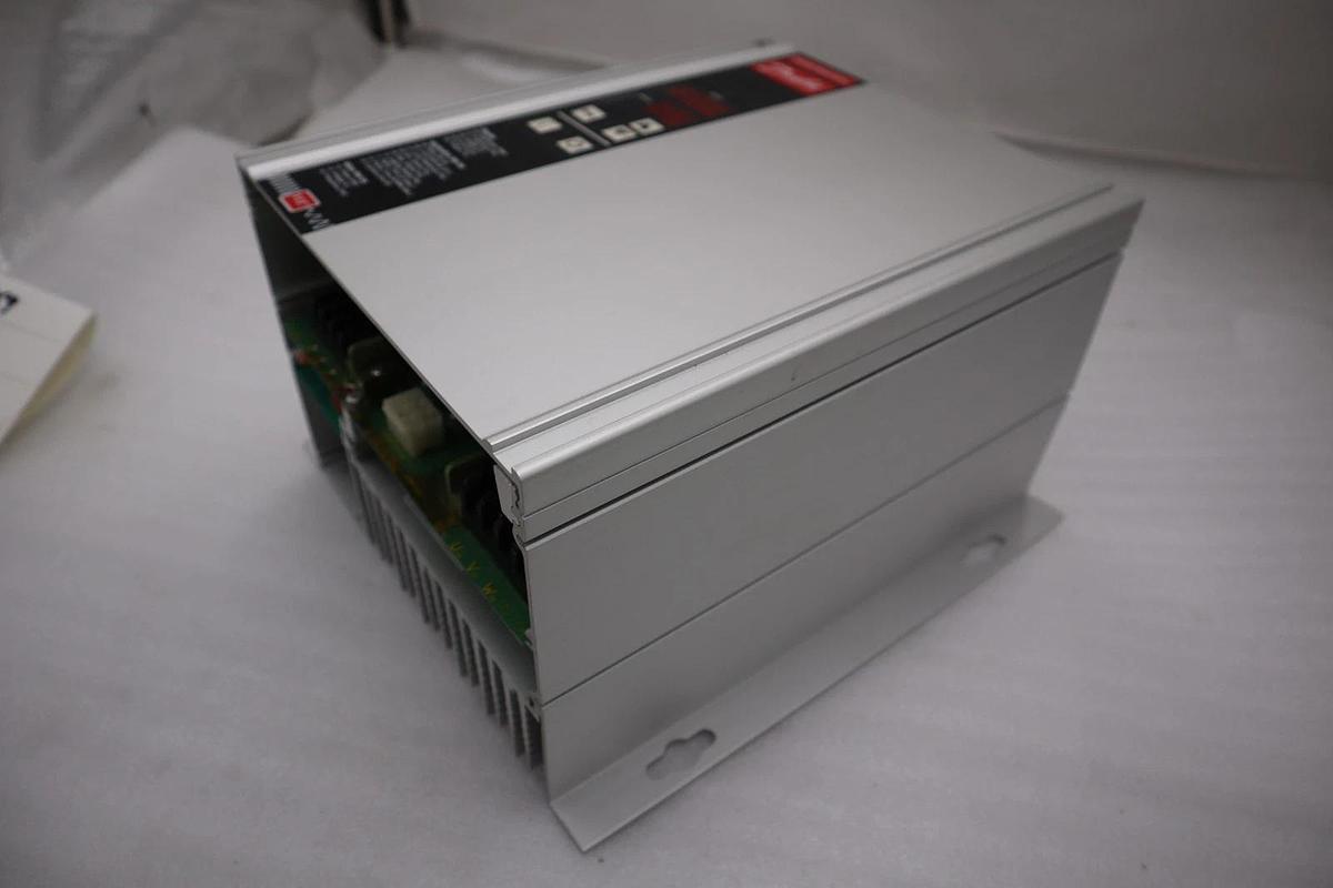 Used NEW Danfoss 175L1017 VLT Type 3002 Variable Speed Drive 440-500V STOCK H1857