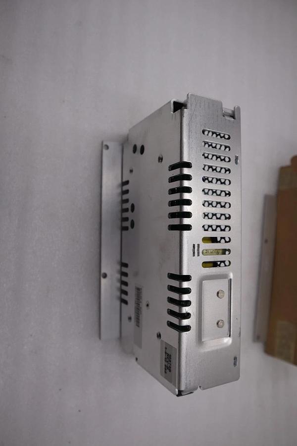 Used NEW LAMBDA SWS150-5 POWER SUPPLY 100-240VAC 2.1A INPUT 5VDC 30AMP STOCK H1260