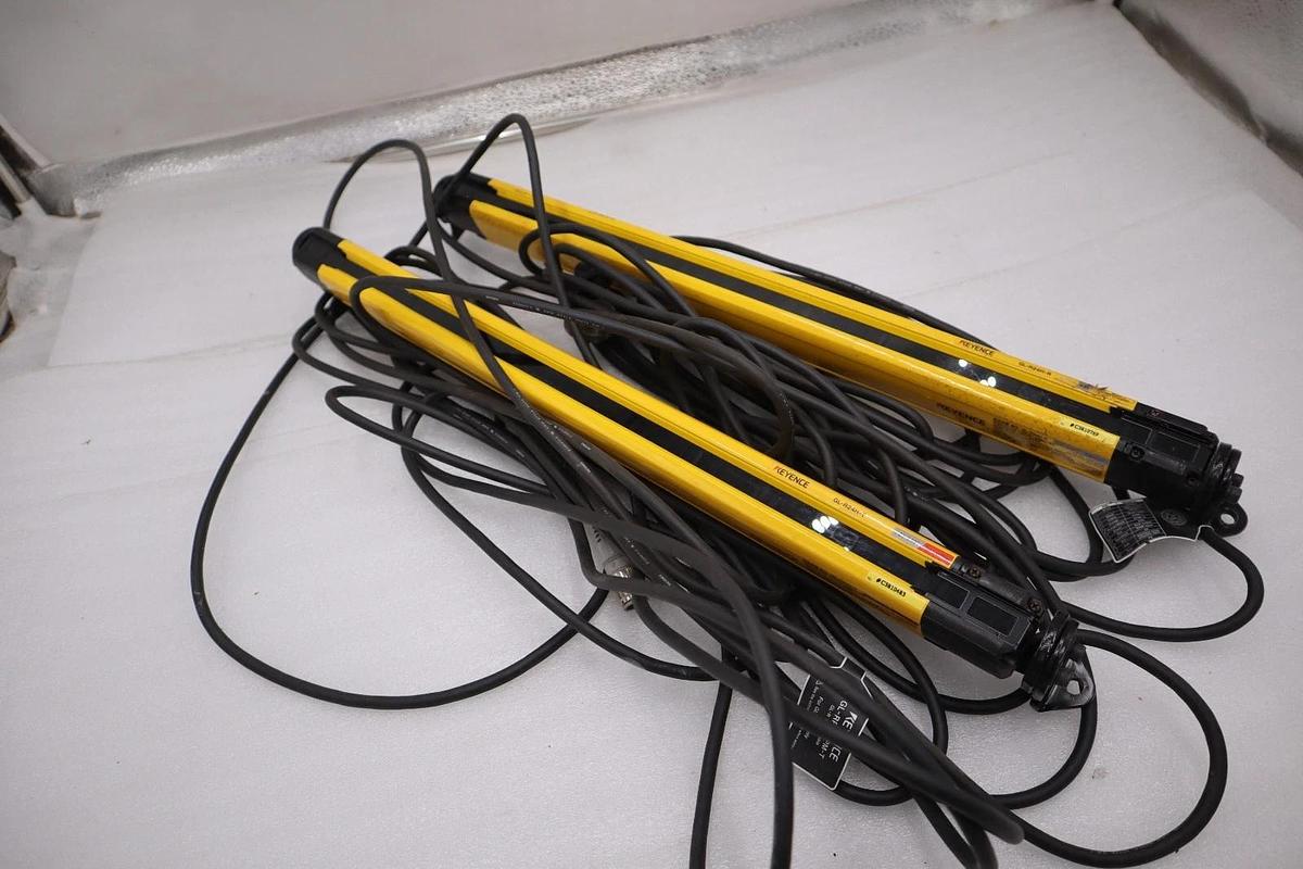 Used Keyence GL-R24H Safety Light Curtain Set GL-R24H-R / GL-R24H-T STOCK H1613