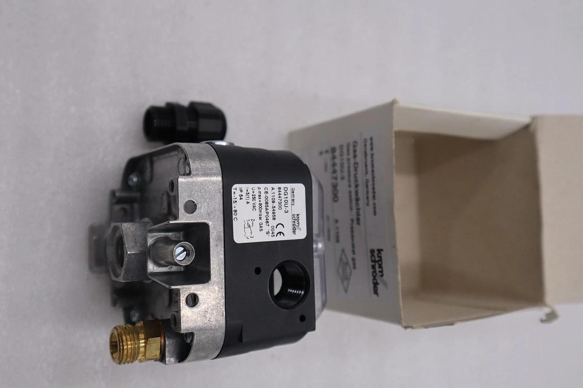 Used New Krom schroder DG10U-3 84447300 Pressure Switch STOCK H580A