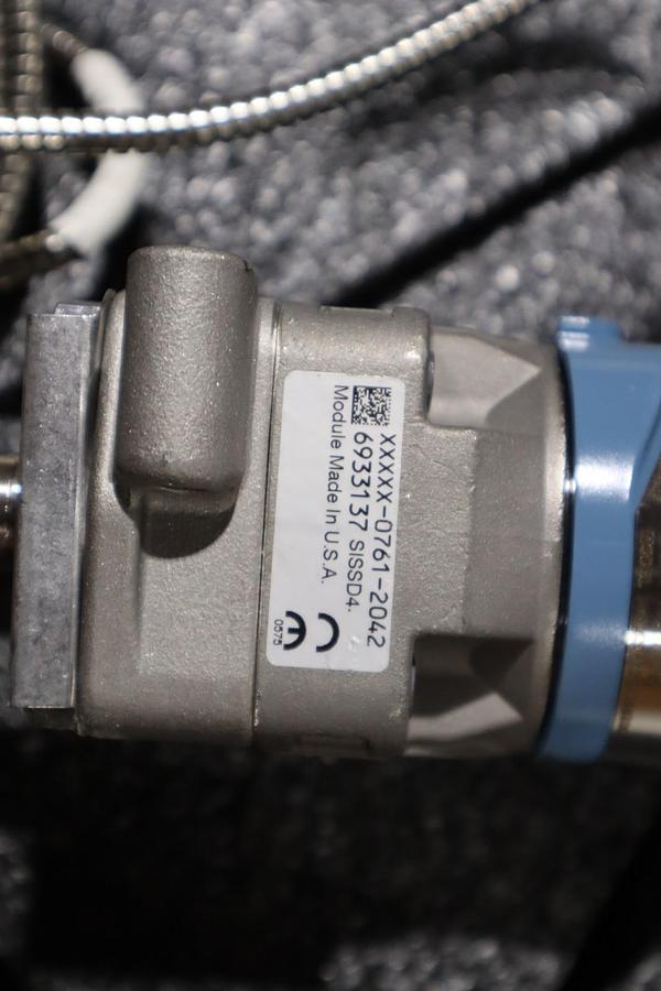 Used Rosemount Pressure Transmitter 1199DNB20APFW71DAA1C NEW IN BOX STOCK HS37