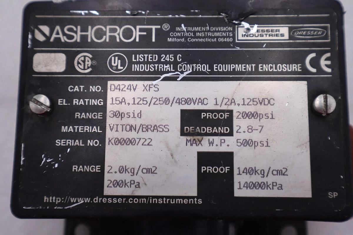 Used Ashcroft D424V XFS Pressure Switch 2000 PSI STOCK L-794