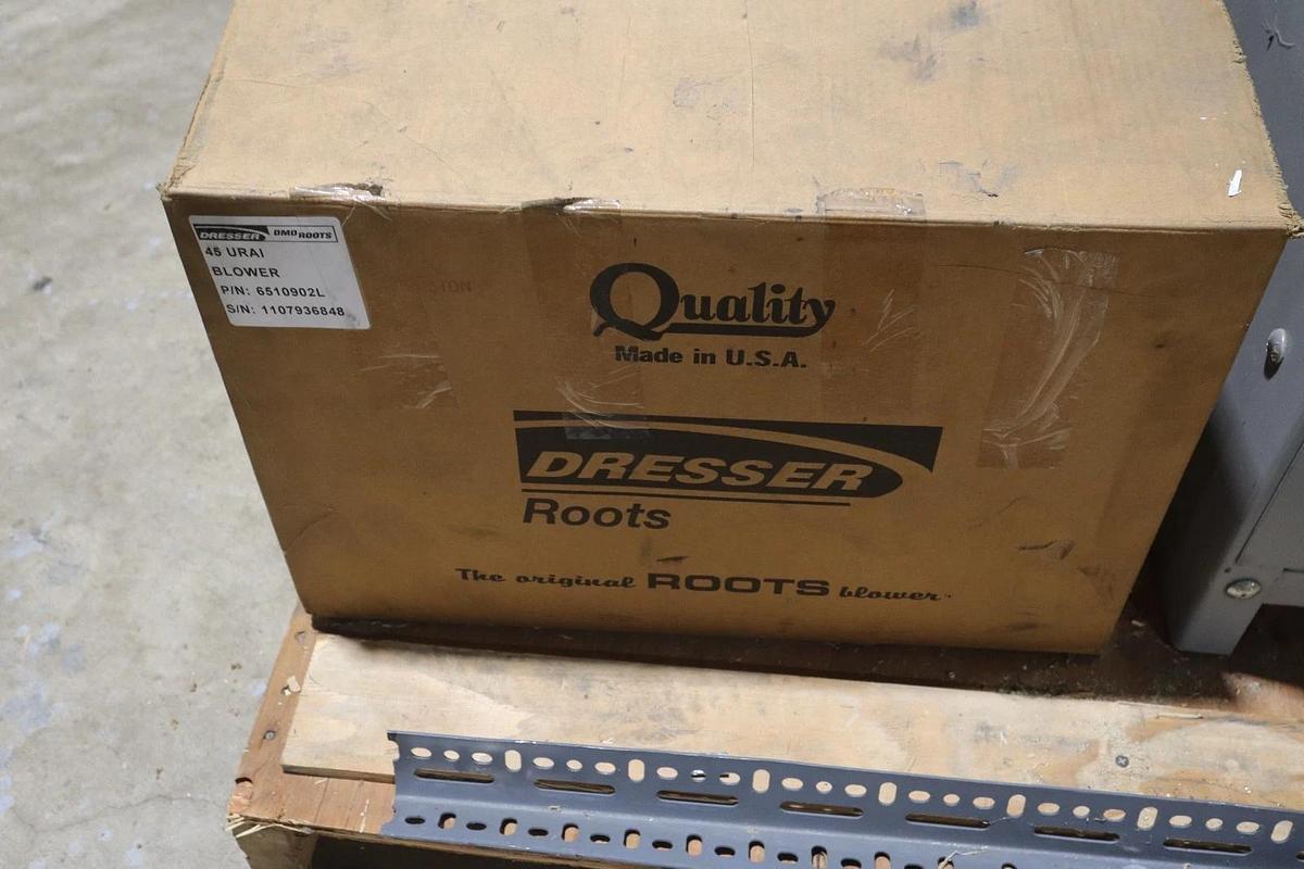 Used 6510902L DRESSER DMD ROOTS Rotary Lobe Blower NEW IN BOX STOCK S-710