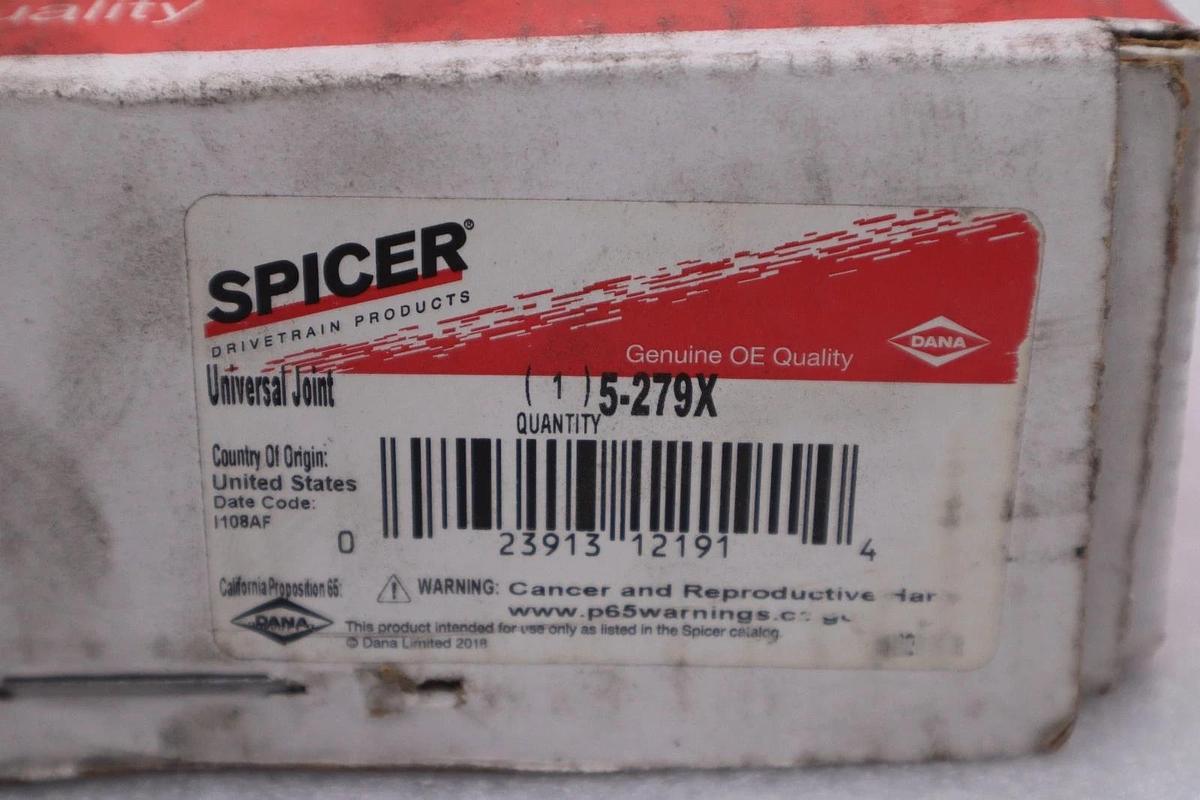 Used NEW Spicer 5-279X  Universal Full Round Greaseable Joint Kit STK CC77